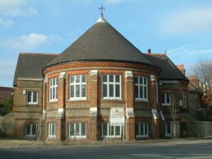 Longfield_Hall_building