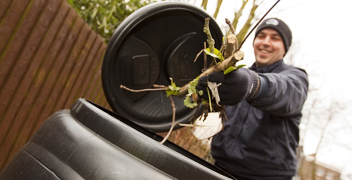 Resident composting in Lambeth.