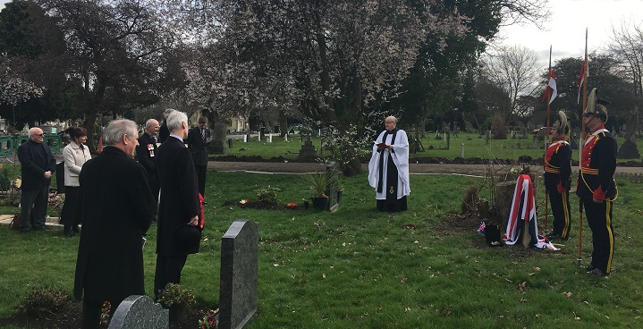 Ceremony held to mark Victoria Cross recipient buried in Lambeth Cemetery
