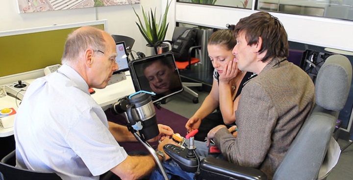 assistive technology helps reader with cerebral palsy - case s tudy by Anyone can, Manchester