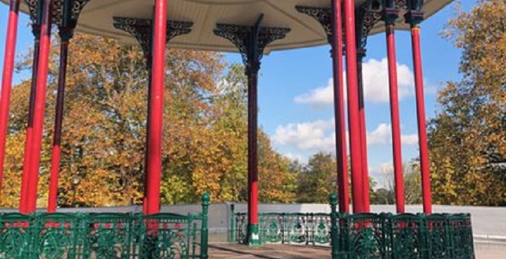 Clapham Common Bandstand repainted and re-opened