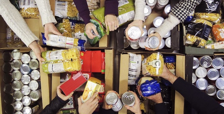 Tin sorting for foodbanks