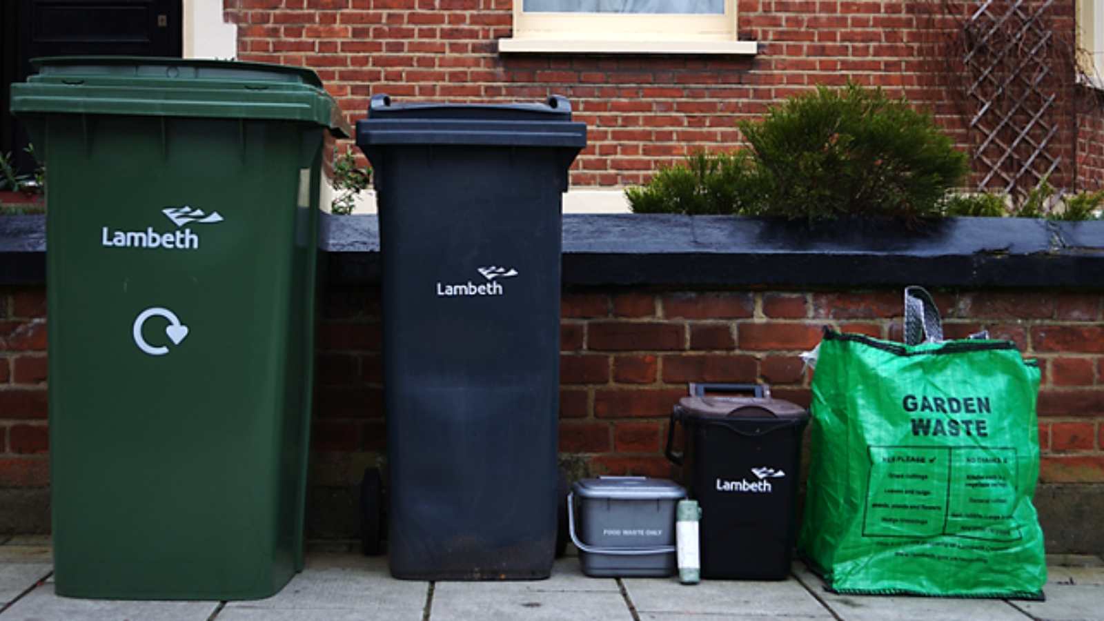 Lambeth: First fortnightly waste routes to start