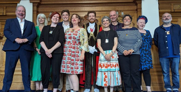 Mayor of Lambeth John-Paul Ennis with newly graduated Lambeth Tour Guides July 2024 (photo by Nicky Somerville-Jones)