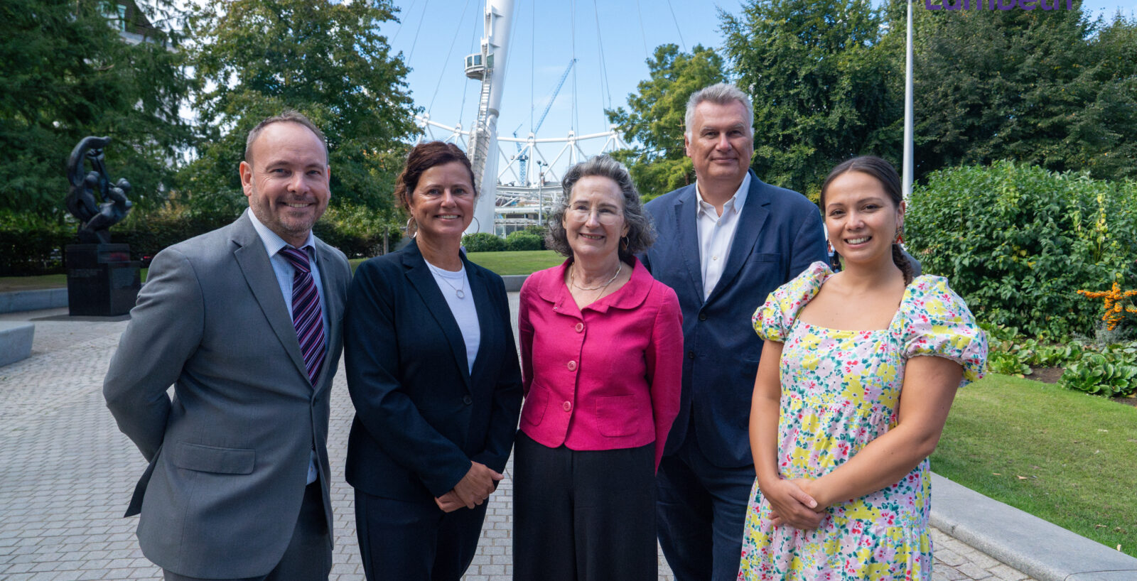 Robin Goodchild, Merlin Entertainments’ Senior General Manager of the London Eye, Cllr Claire Holland, Julia Barfield, architect of the London Eye, nic Duston, Leila Hidayat from Coin Street